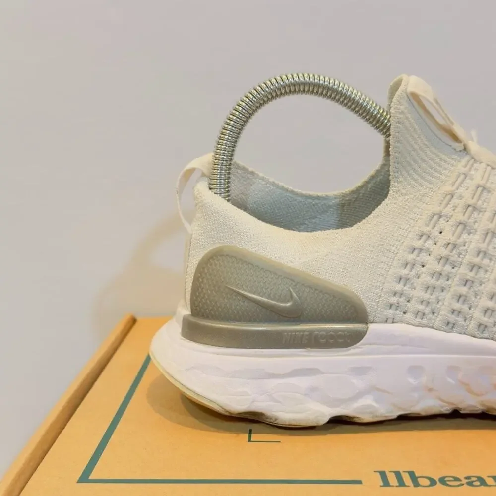 Nike React Phantom Run Flyknit 2 Womens Size 9 Running Shoes Cushioned Sneakers